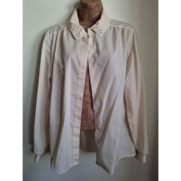 Vintage Cream Button-Up Blouse With Embroidered Lace Collar & Long Sleeves - Picture 2 of 14